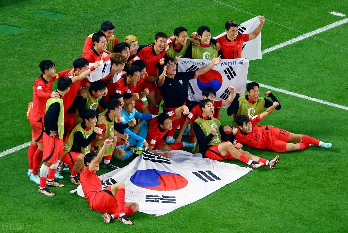 葡萄牙队逆转韩国队，奥恰洛夫带队取胜