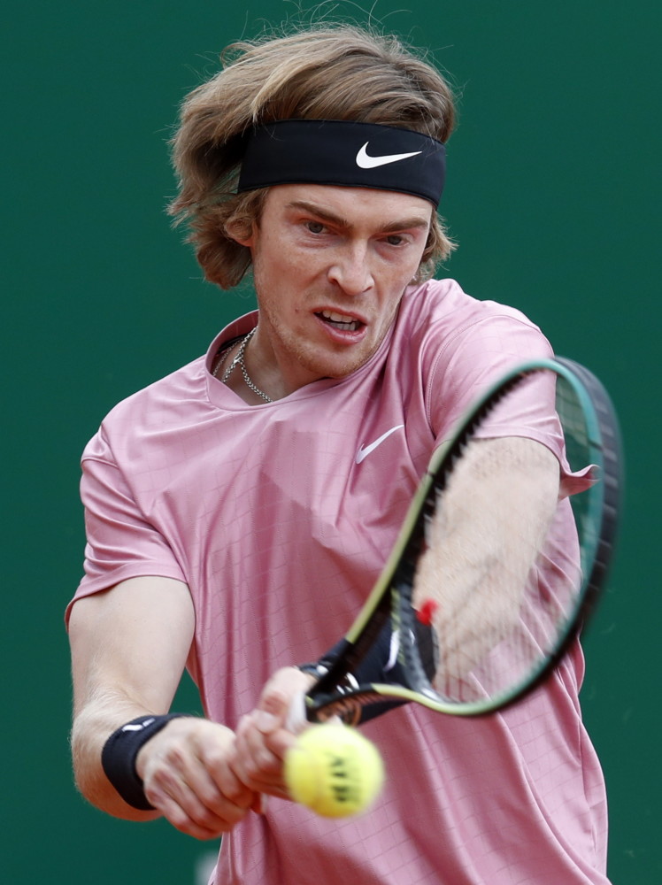 拉沃尔杯逆转蒙特卡洛大师赛，西西帕斯点燃赛场