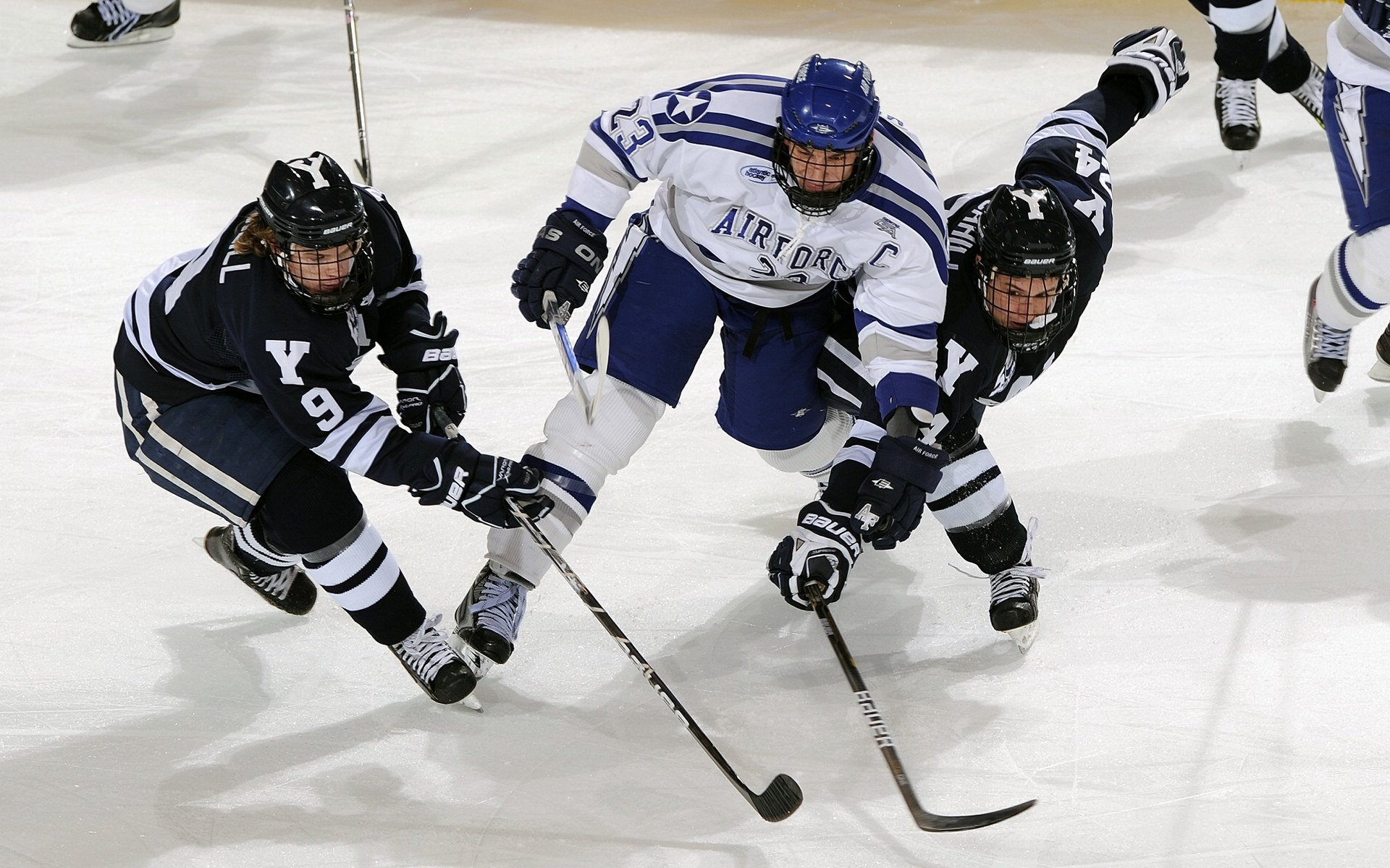 葡萄牙踏平冰岛，李刚仁成为关键先生